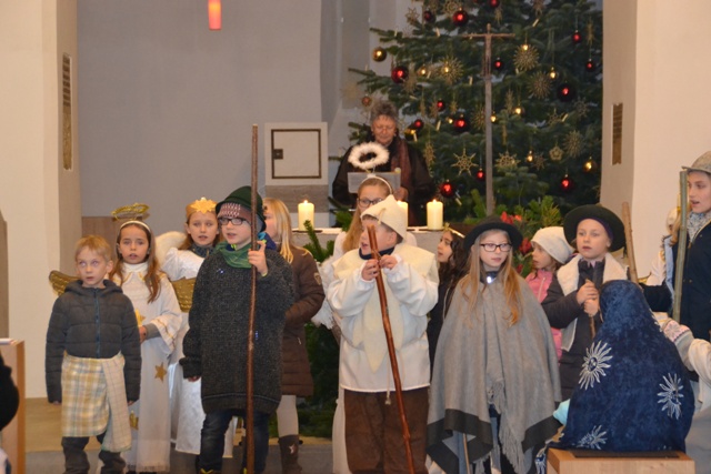 Wortfeier zum Heiligen Abend Moosthenning